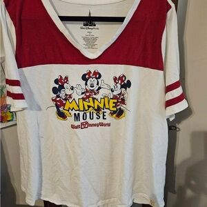 Disney Minnie Mouse Women's Tee - Red and White